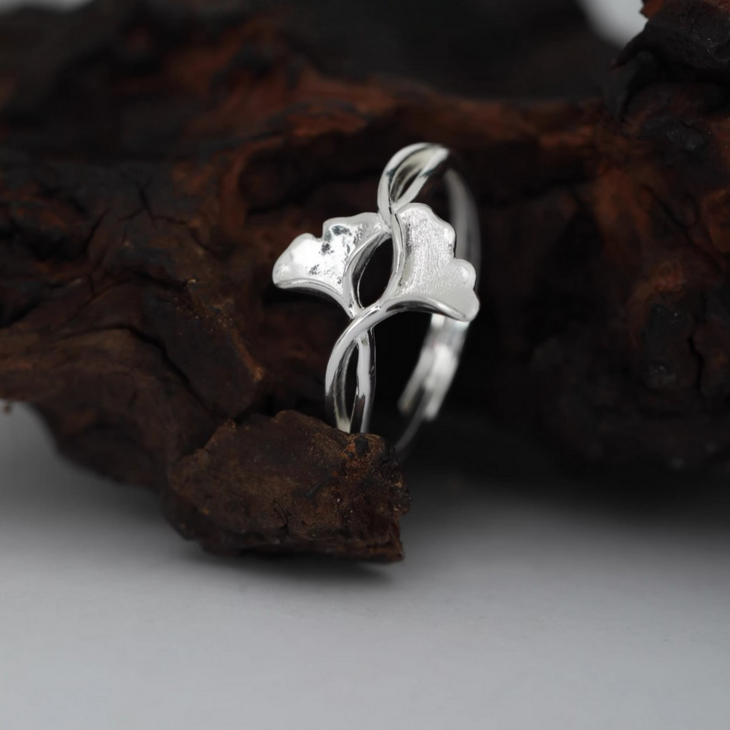 s999 Fine Silver Nature-Inspired Leaf Ring