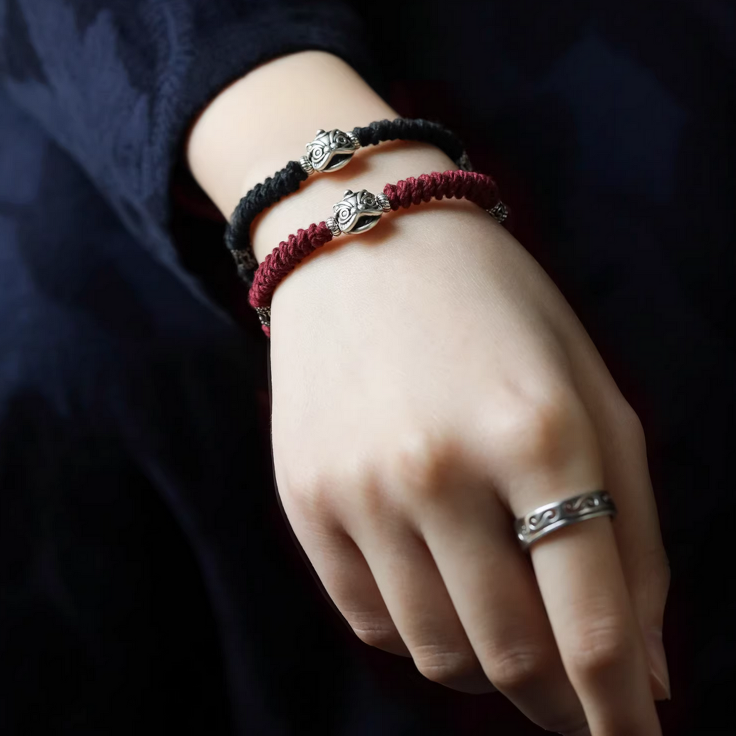 Real 999 Silver Awakening Lion Charm Hand Woven Unisex Rope Bracelet
