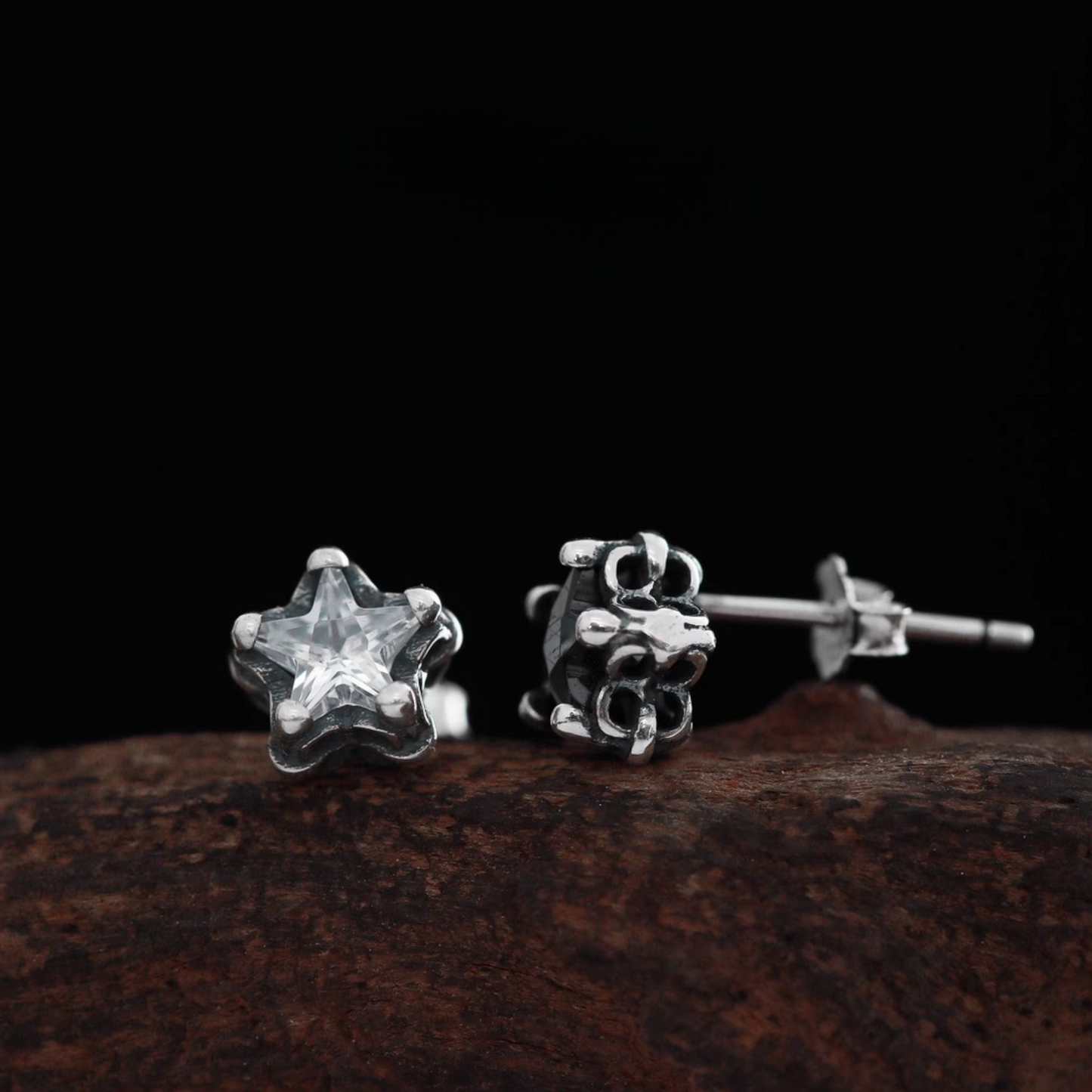 S925 Sterling Silver Vintage Star Stud Earrings