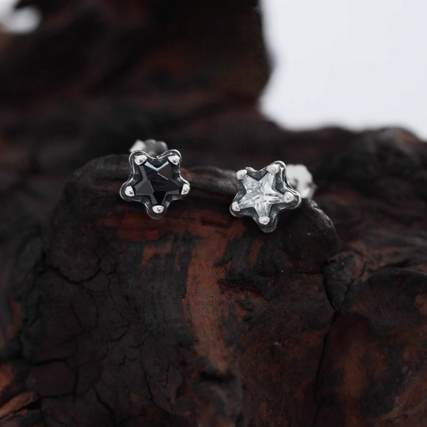 S925 Sterling Silver Vintage Star Stud Earrings