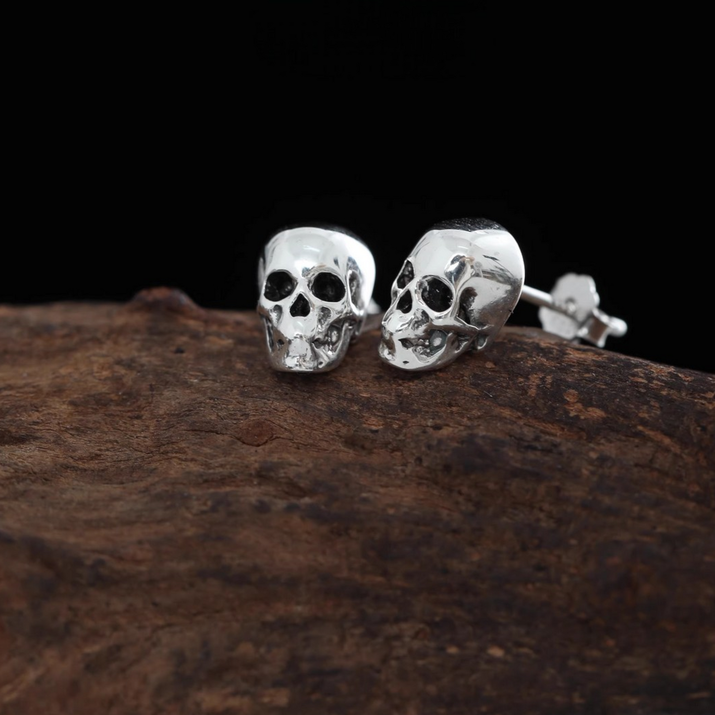 S925 Sterling Silver Vintage Gothic Skull Stud Earrings