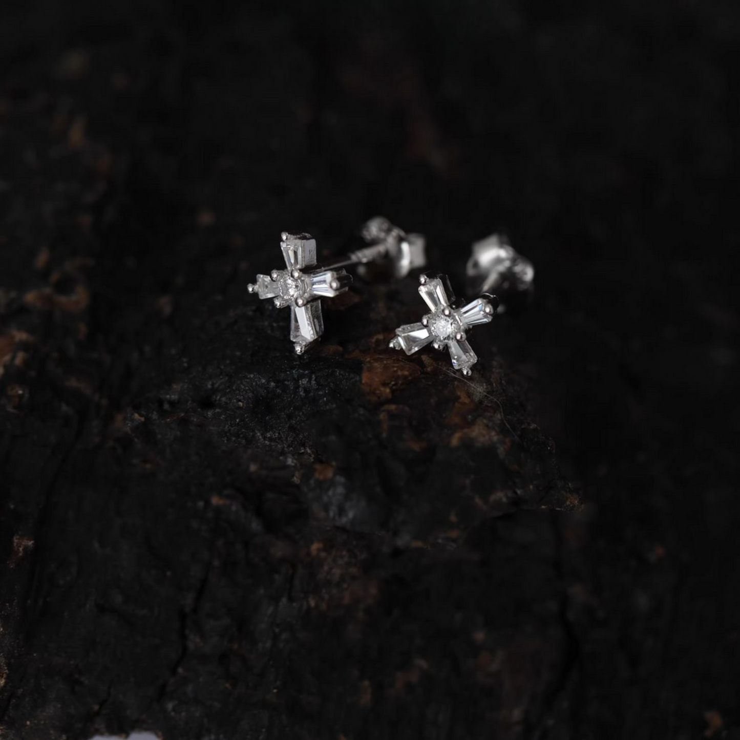 S925 Sterling Silver Star Starlight Cross Stud Earrings