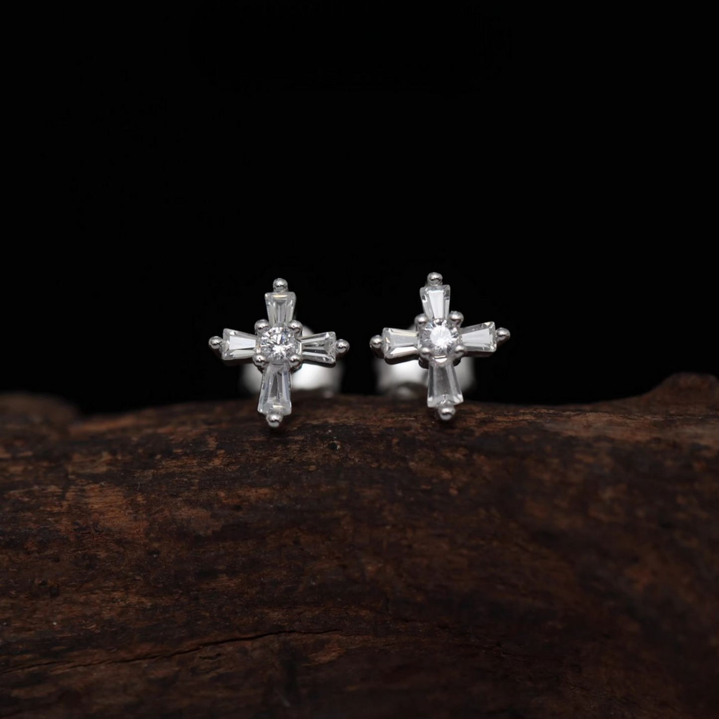 S925 Sterling Silver Star Starlight Cross Stud Earrings