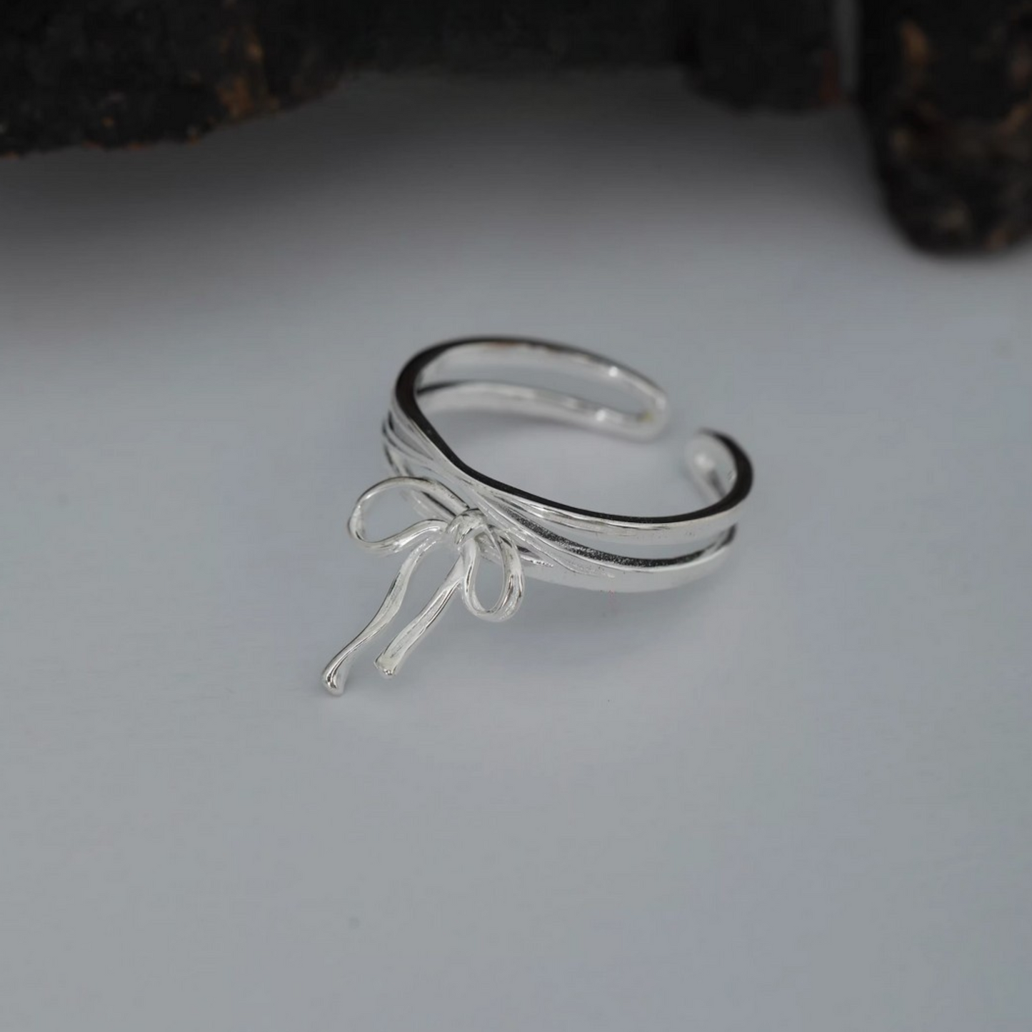 s925 Sterling Silver Minimalist Bow Tie Ring