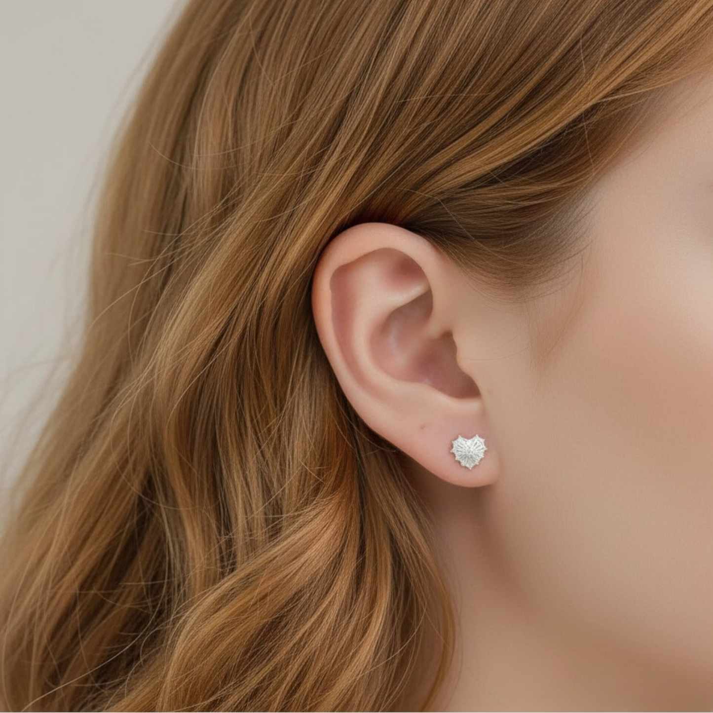 S925 Sterling Silver Minimal Heart Web Stud Earrings