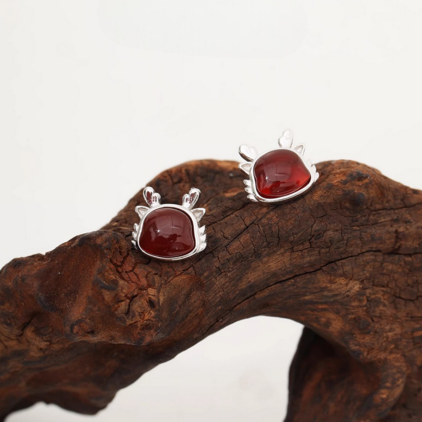 S925 Sterling Silver Cute Dragon Red Agate Stud Earrings