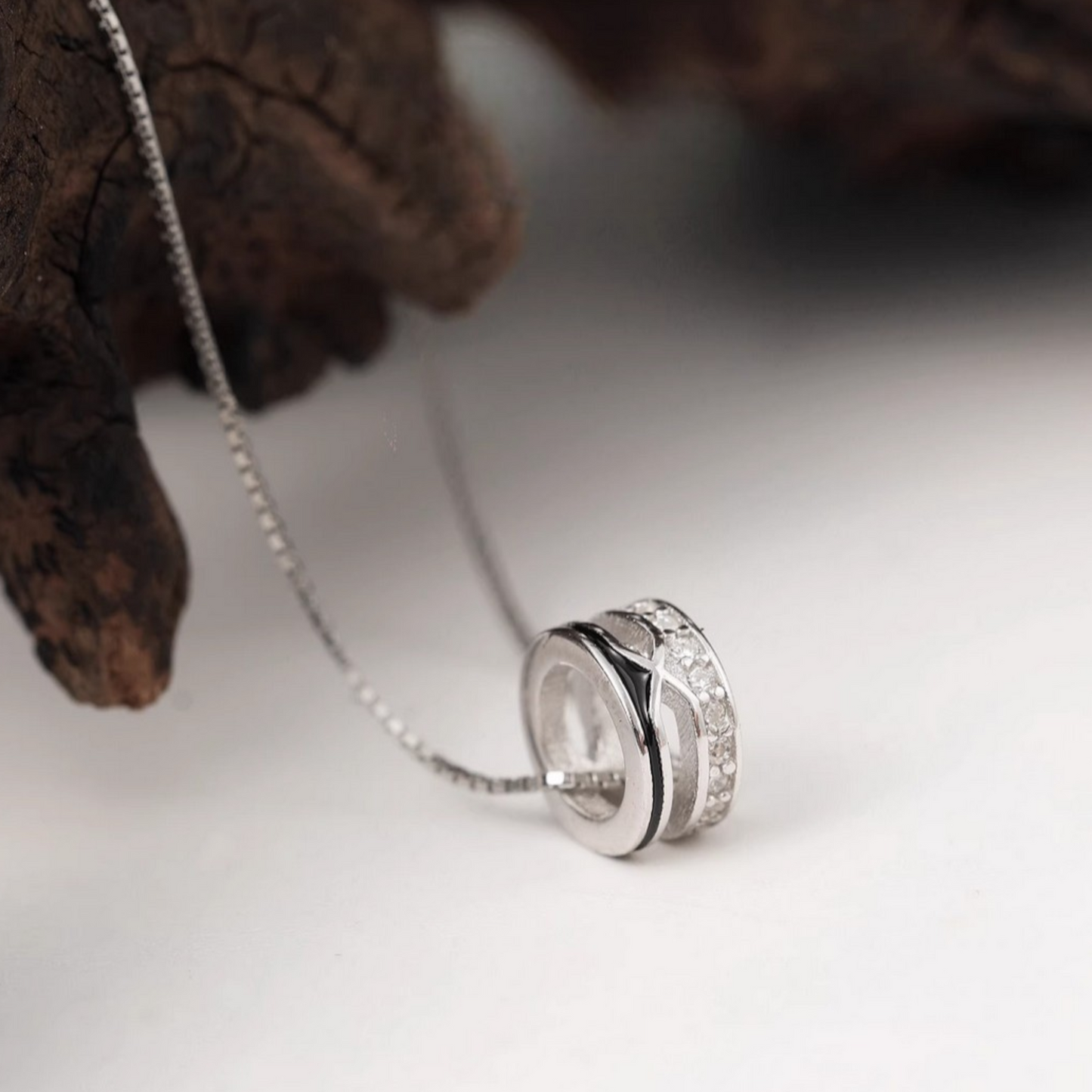 s925 Sterling Silver Minimal Infinity Hoop Pendant with Necklace