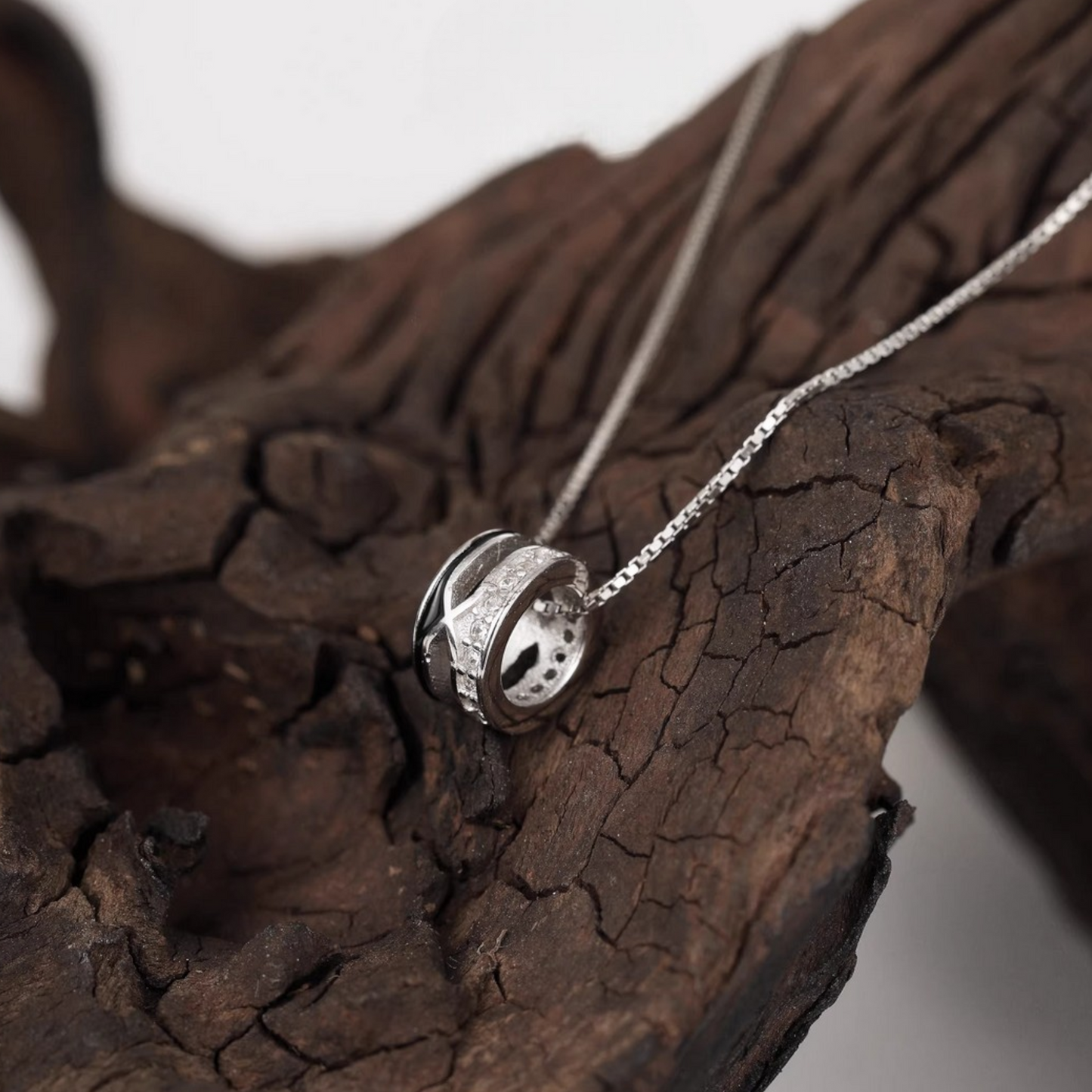 s925 Sterling Silver Minimal Infinity Hoop Pendant with Necklace