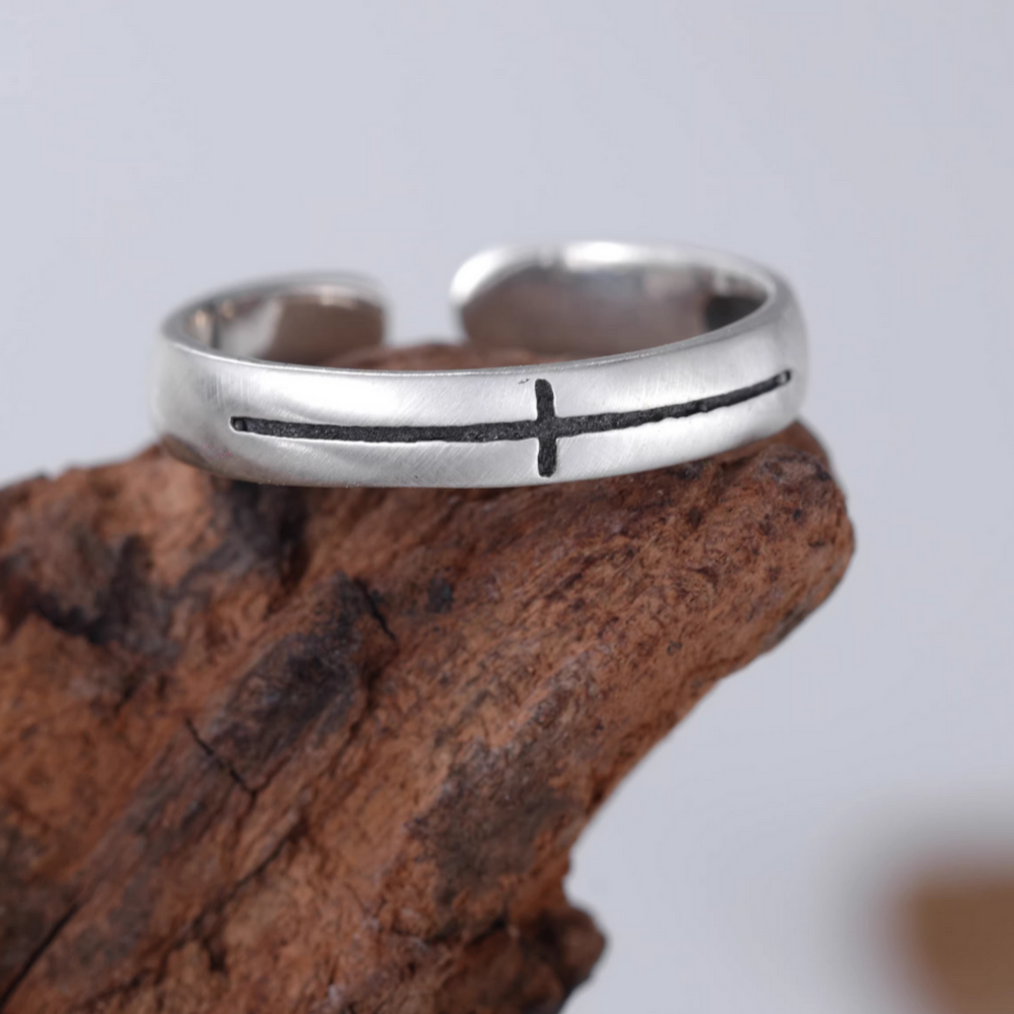 s925 Sterling Silver Minimal Cross Ring