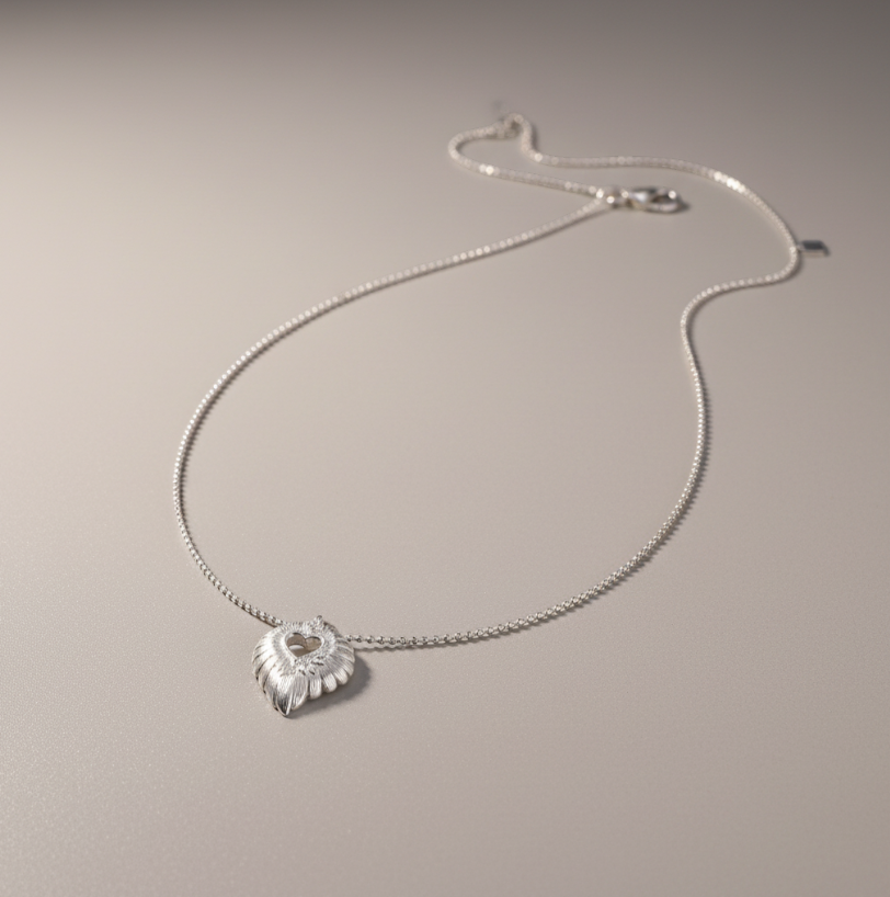 S925 Sterling Silver Elegant Wings Heart Pendant Necklace