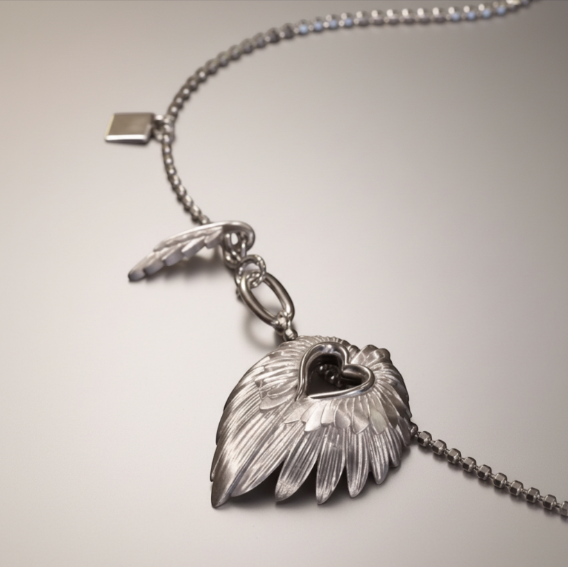 S925 Sterling Silver Elegant Wings Heart Pendant Necklace
