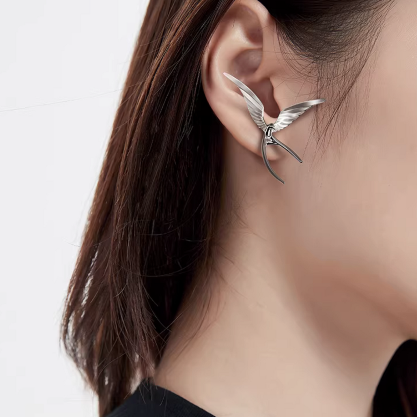 S925 Sterling Silver Elegant Swallow Bird Stud Earrings