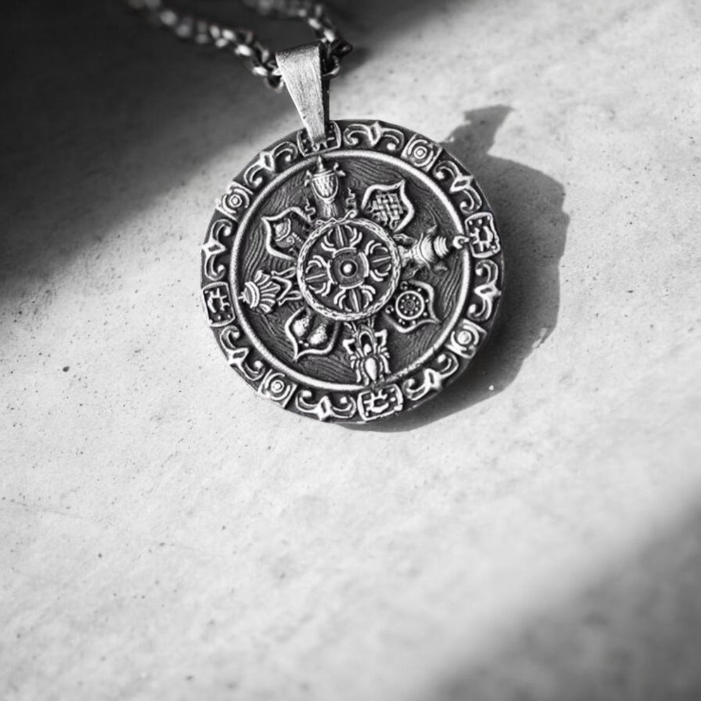 S999 Fine Silver Tibetan-style Eight Auspicious Symbols compass Pendant Necklace