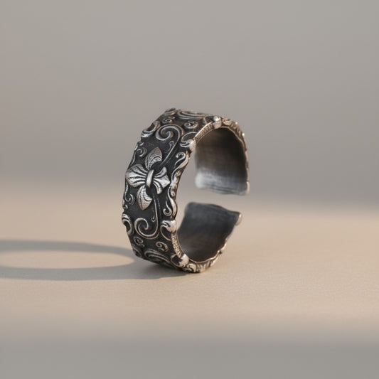 S999 Fine Silver Vintage Fleur de Lis Iris Ring