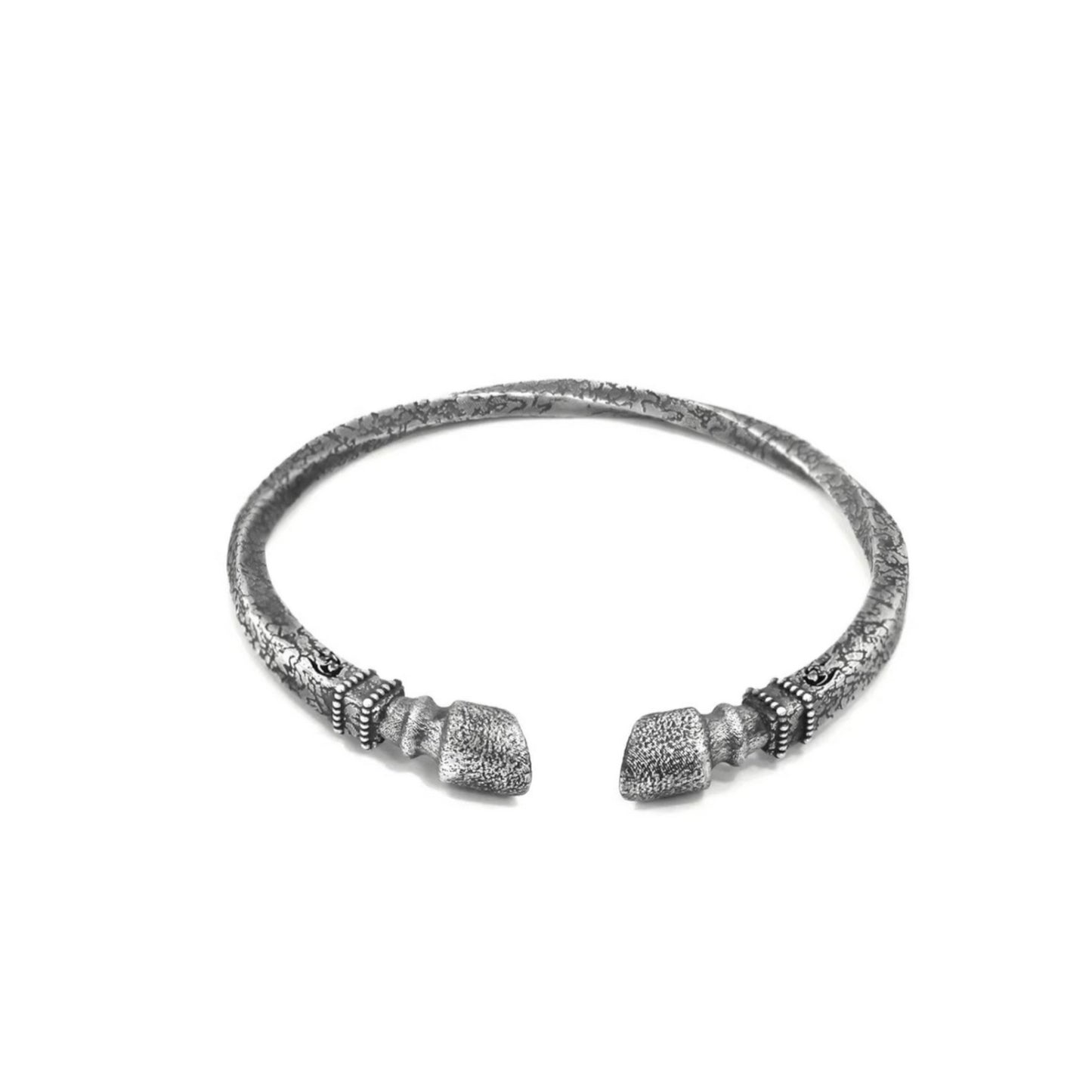 S999 Fine Silver Vintage Horseshoe Bracelet Bangle