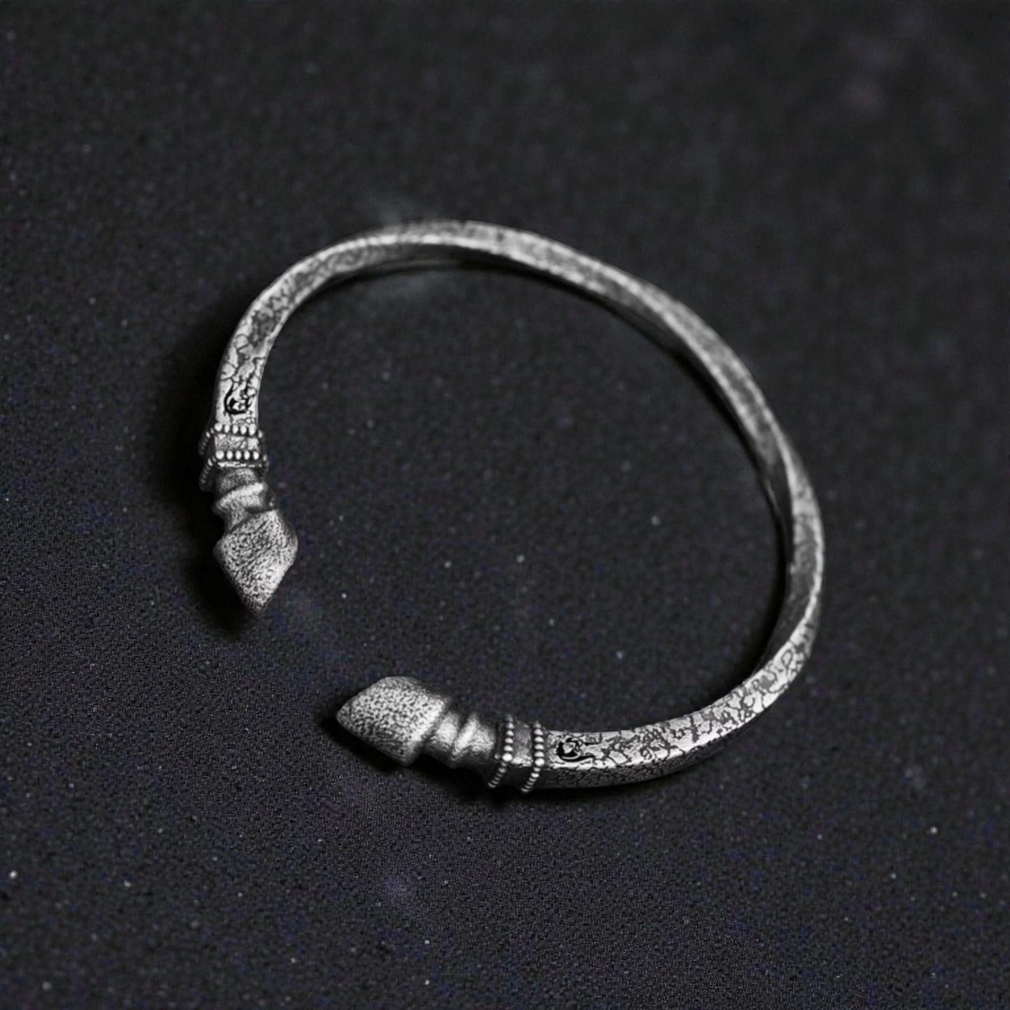 S999 Fine Silver Vintage Horseshoe Bracelet Bangle