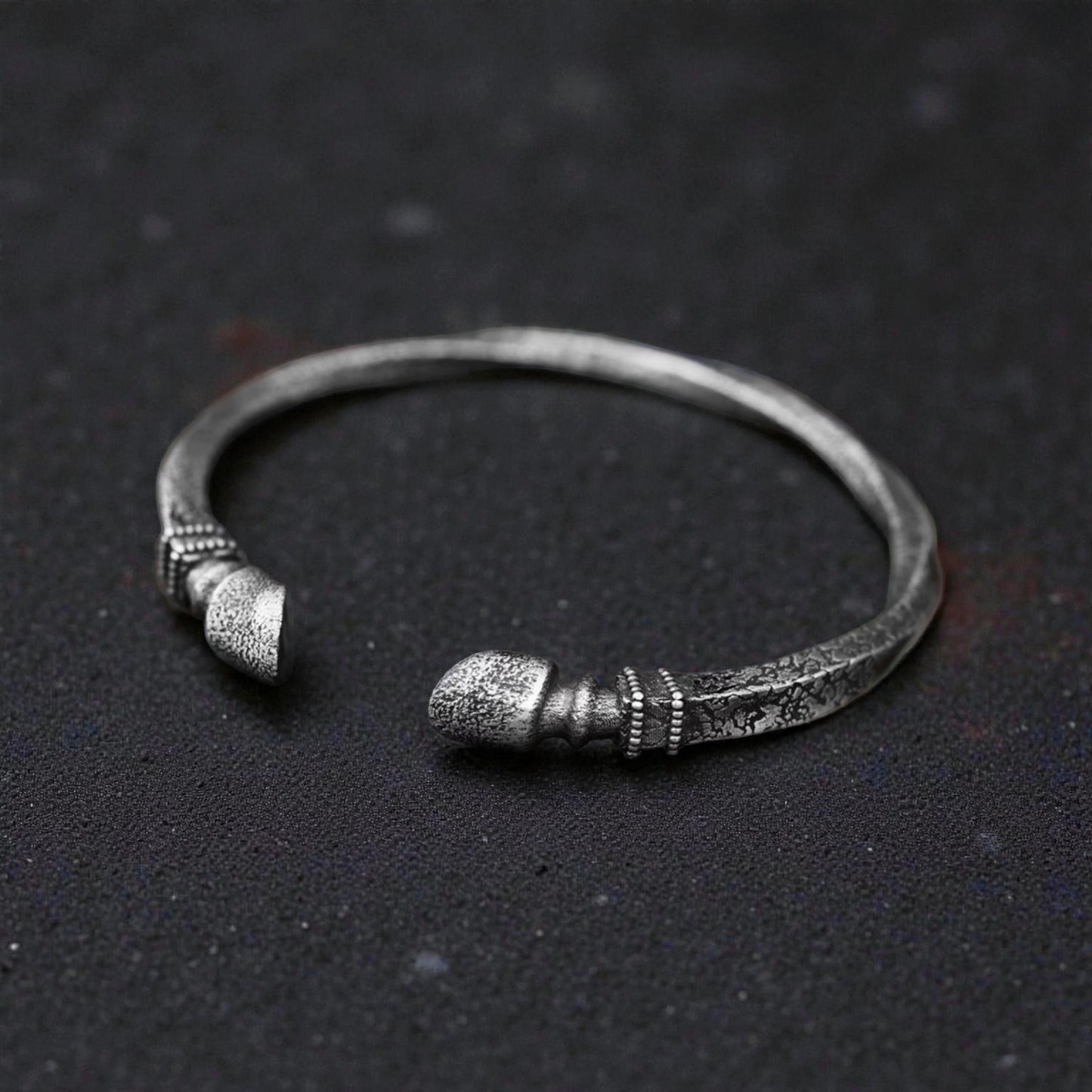S999 Fine Silver Vintage Horseshoe Bracelet Bangle