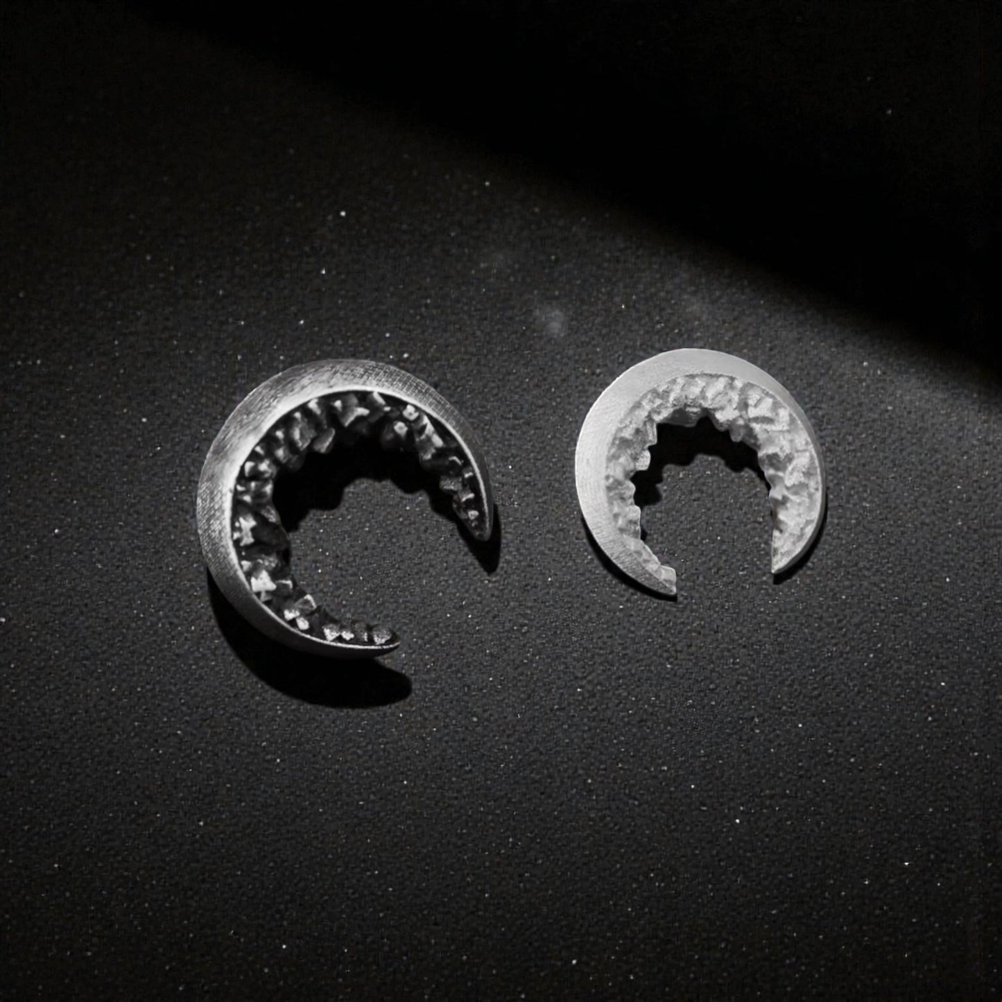 S999 Fine Silver Black & White Moon Couple Stud Earrings