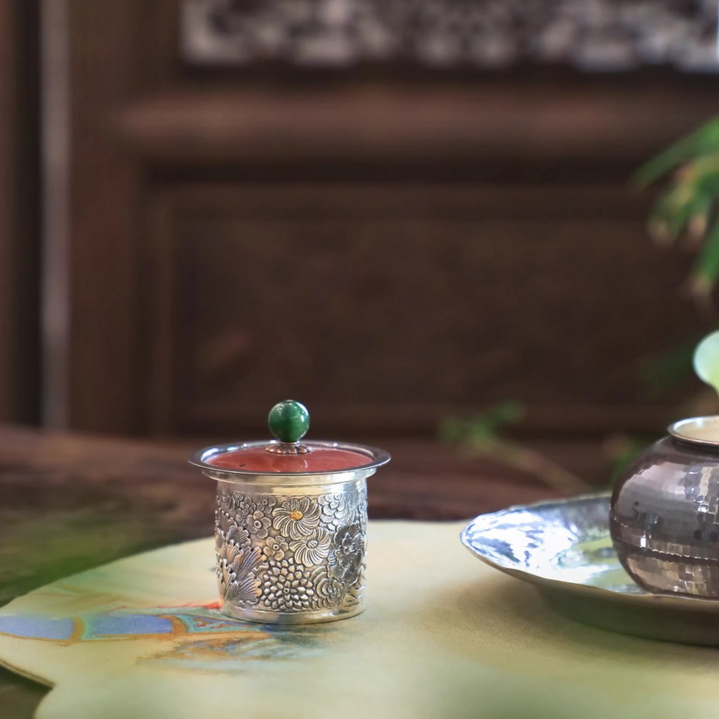 s999 Fine Silver Jade Engraved Flower Tea Pot Cover Stand Accessory