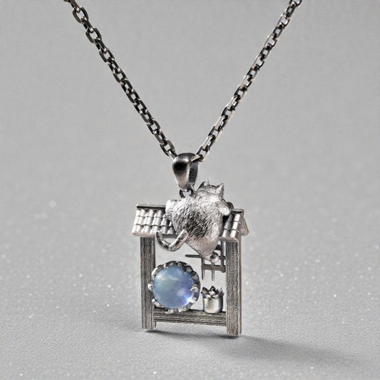 s925 Sterling Silver Kitten Cat Perched on the Window Inlaid with Crystal