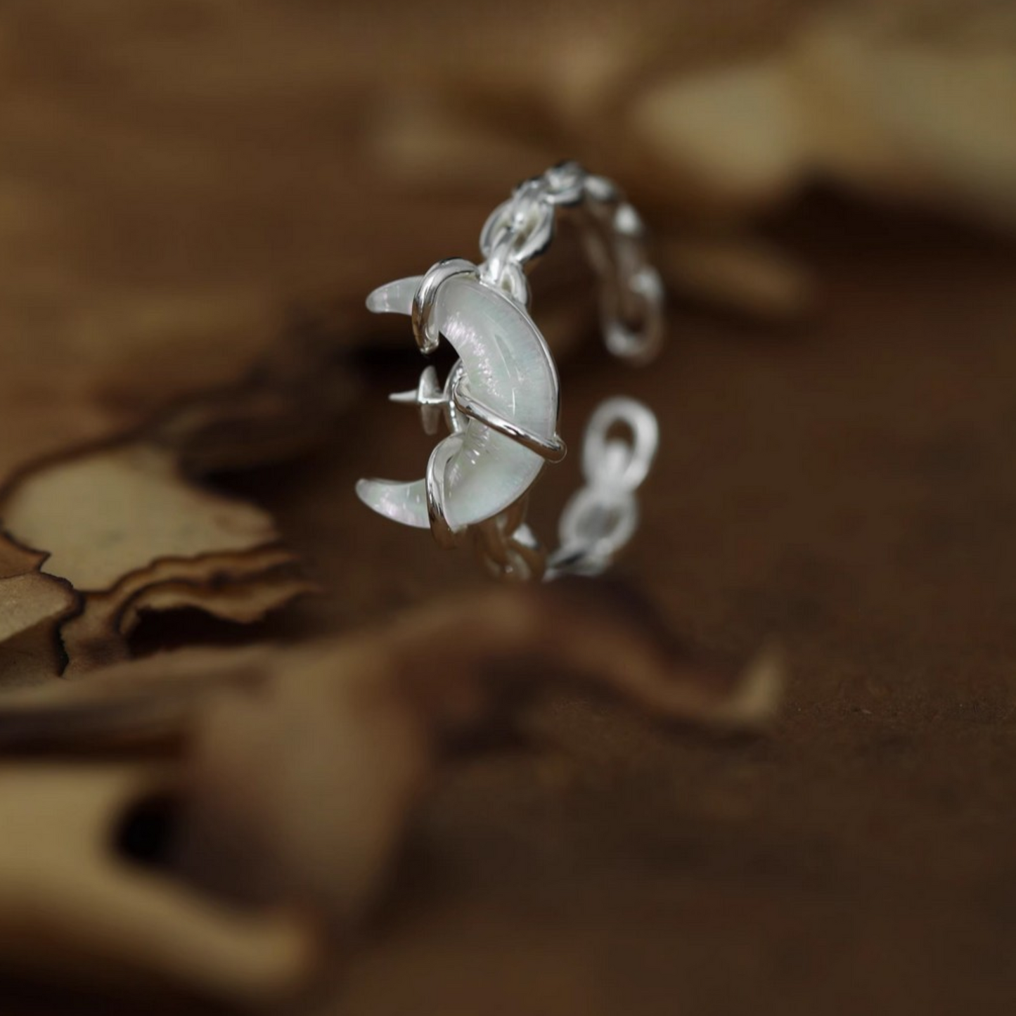 s925 Sterling Silver Minimalist Moon Ring