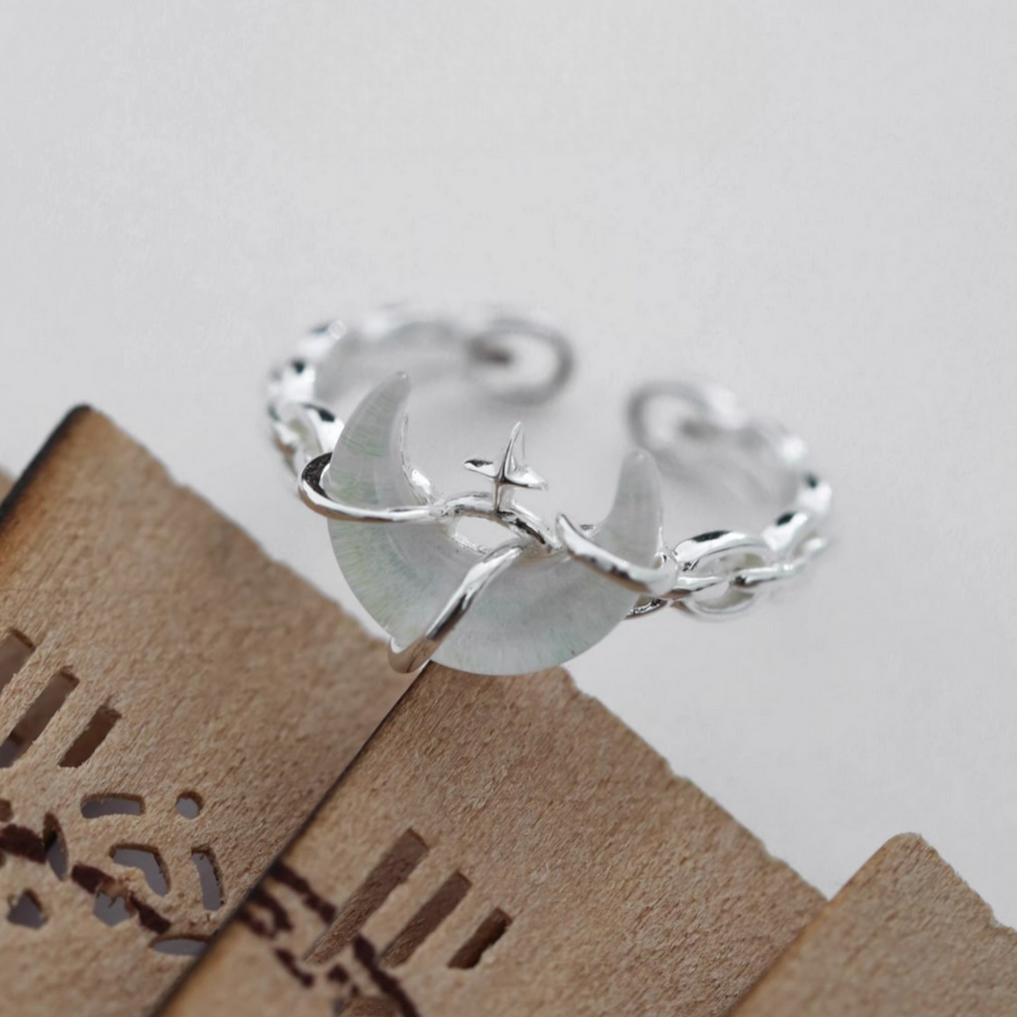 s925 Sterling Silver Minimalist Moon Ring