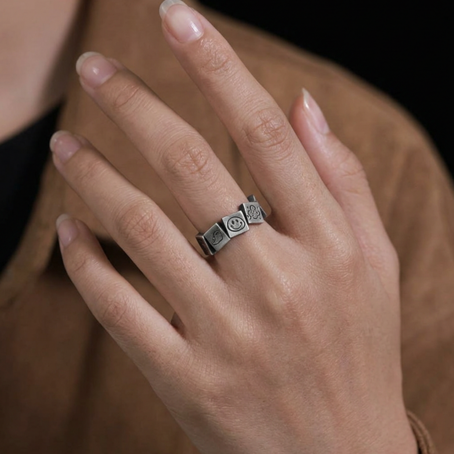 S999 Fine Silver Vintage Retro Graffiti Lucky Week Stacking Ring