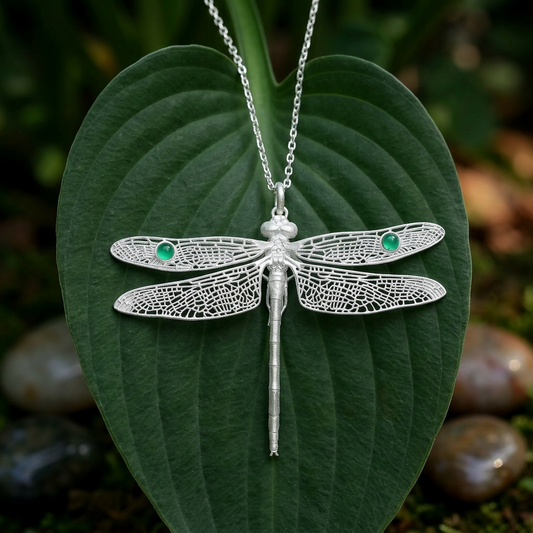 s925 Sterling Silver Filigree Dragonfly Summer Pendant Inlaid with Chrysotile